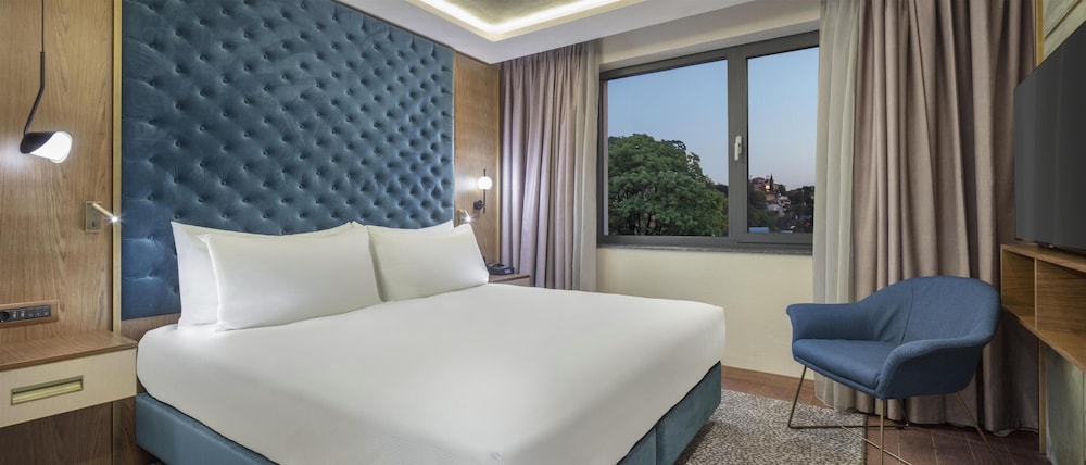 Doubletree By Hilton Plovdiv Center — Hotel rooms in Plovdiv, Plovdiv