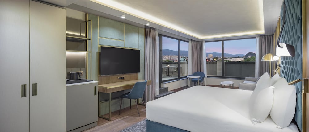Doubletree By Hilton Plovdiv Center — Hotel rooms in Plovdiv, Plovdiv