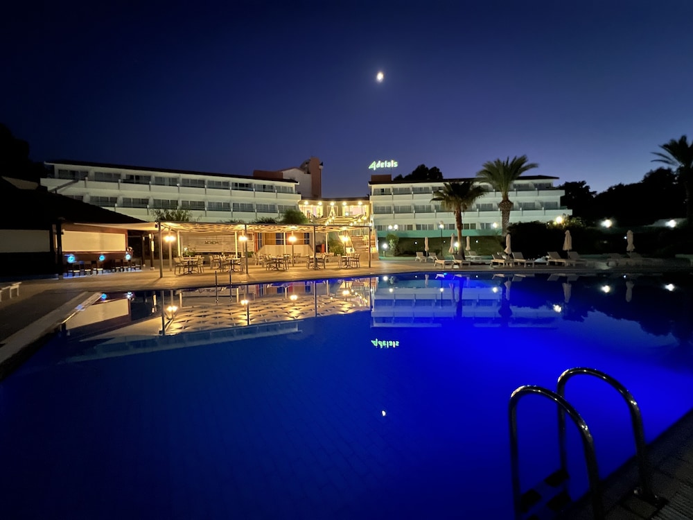 Adelais Bay Hotel — Swimming pool in Protaras, Famagusta Region