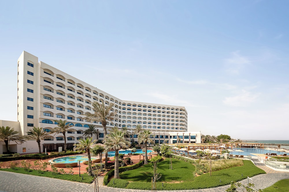 Dusit Ajman Resort & Villas - zdjęcie 2