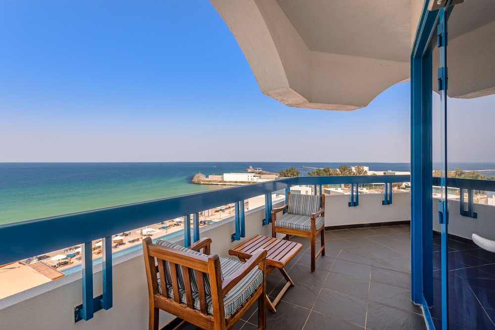 Dusit Ajman Resort & Villas - zdjęcie 4