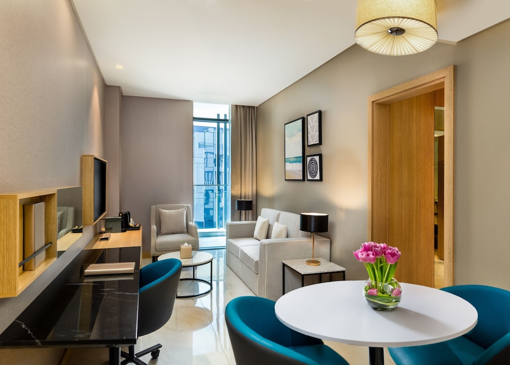 Millennium Place Mirdif Hotel — Hotel rooms in Dubai