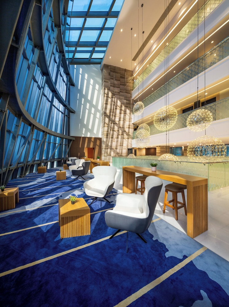 Millennium Place Mirdif Hotel — Hotel building in Dubai