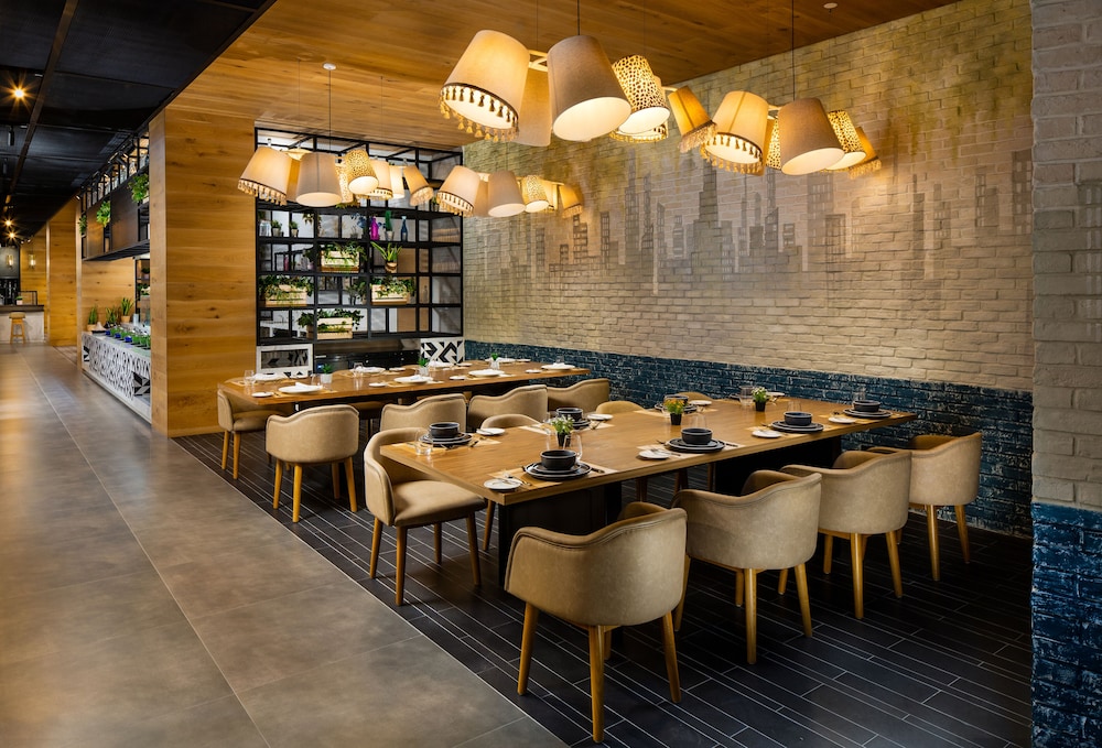 Millennium Place Mirdif Hotel — Restaurant & bars in Dubai
