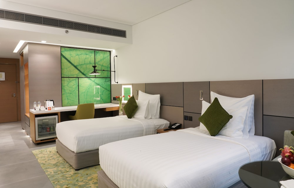 Al Khoory Courtyard Hotel — Hotel rooms in Dubai