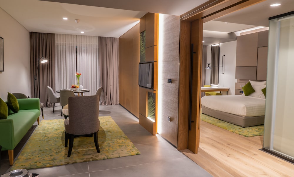 Al Khoory Courtyard Hotel — Hotel rooms in Dubai