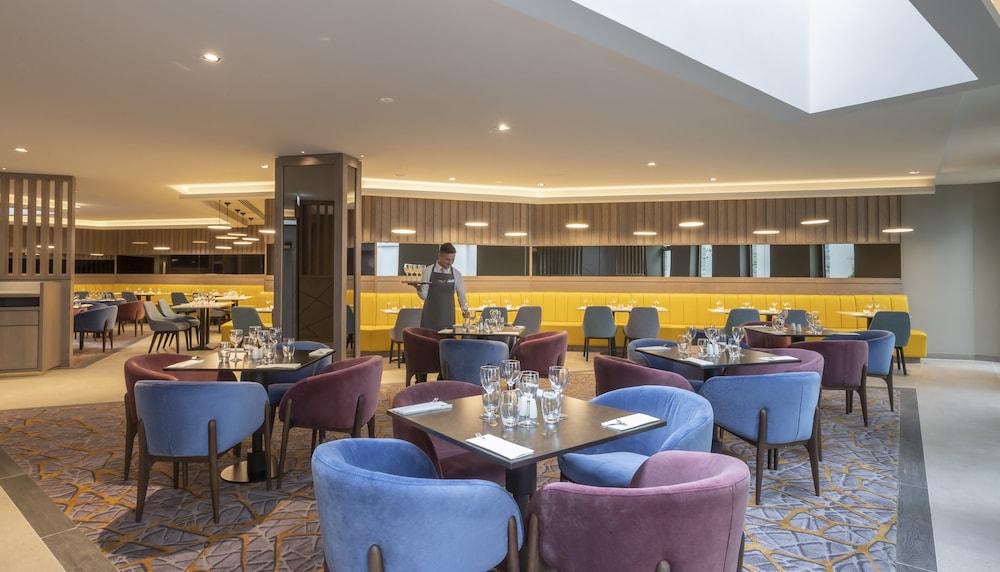 Maldron Hotel Merrion Road — Restaurant & bars in Dublin, Dublin City