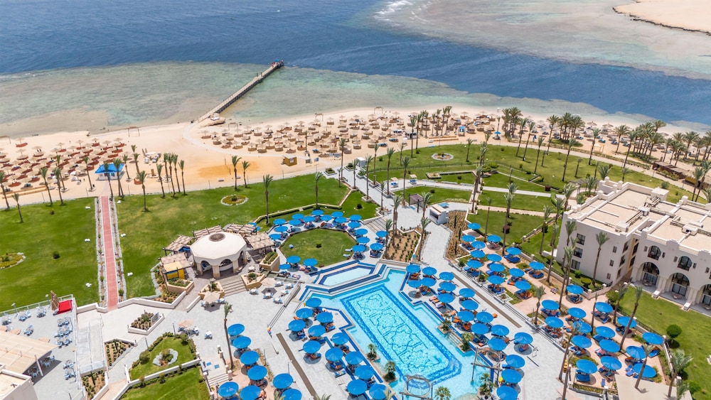 Pickalbatros The Palace Port Ghalib — Beach in El Quseir, Red Sea