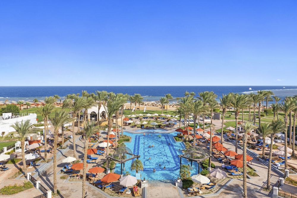 Pickalbatros The Palace Port Ghalib — Swimming pool in El Quseir, Red Sea