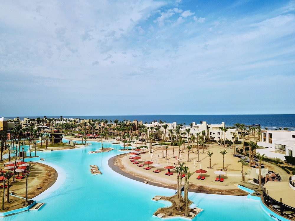 Pickalbatros The Palace Port Ghalib — Swimming pool in El Quseir, Red Sea