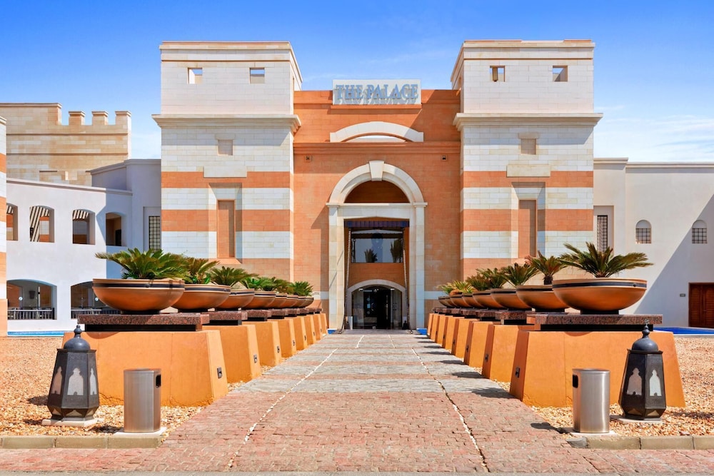 Pickalbatros The Palace Port Ghalib — Hotel building in El Quseir, Red Sea