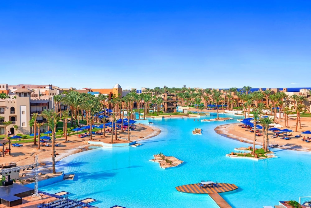 Pickalbatros The Palace Port Ghalib — Swimming pool in El Quseir, Red Sea