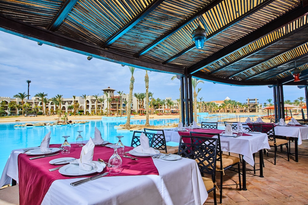 Pickalbatros The Palace Port Ghalib — Restaurant & bars in El Quseir, Red Sea