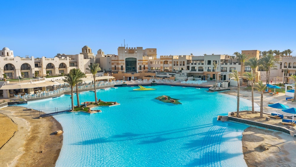 Pickalbatros The Palace Port Ghalib — Swimming pool in El Quseir, Red Sea