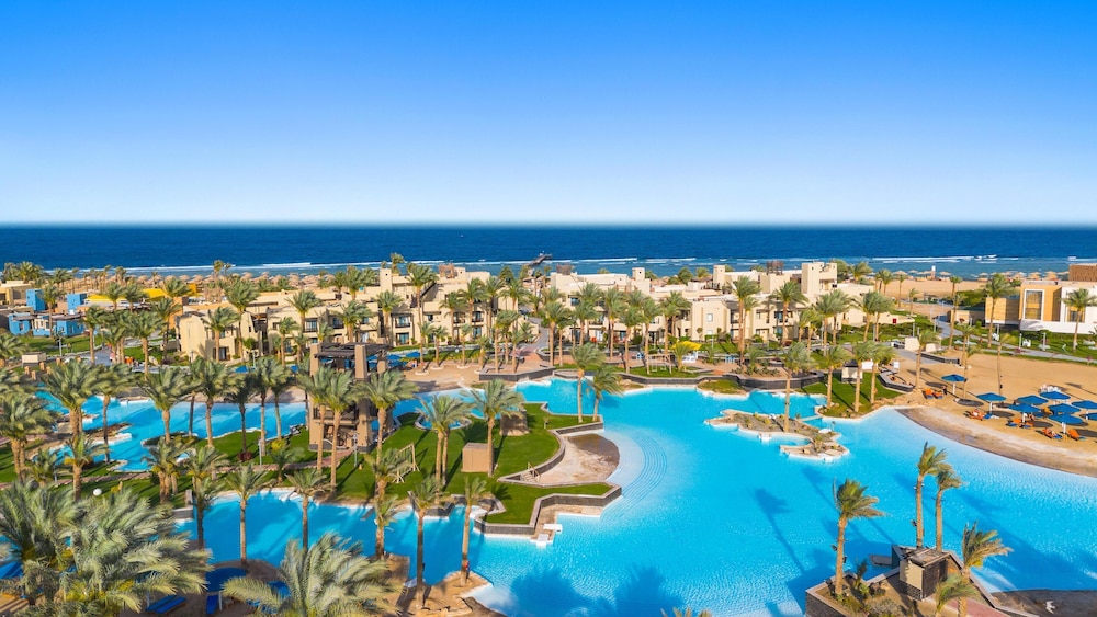 Pickalbatros The Palace Port Ghalib — Swimming pool in El Quseir, Red Sea
