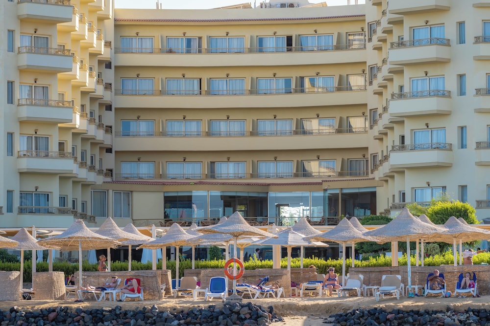 Magic Beach Hotel Hurghada — Hotel building in Hurghada, Red Sea