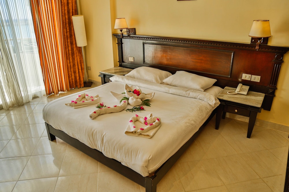 Magic Beach Hotel Hurghada — Hotel rooms in Hurghada, Red Sea
