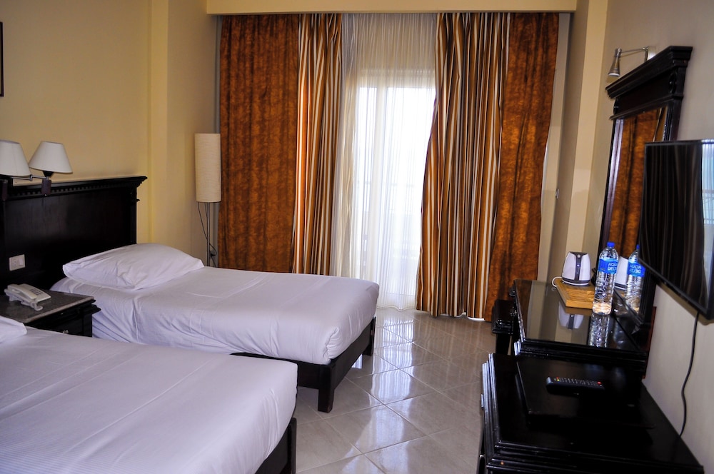 Magic Beach Hotel Hurghada — Hotel rooms in Hurghada, Red Sea