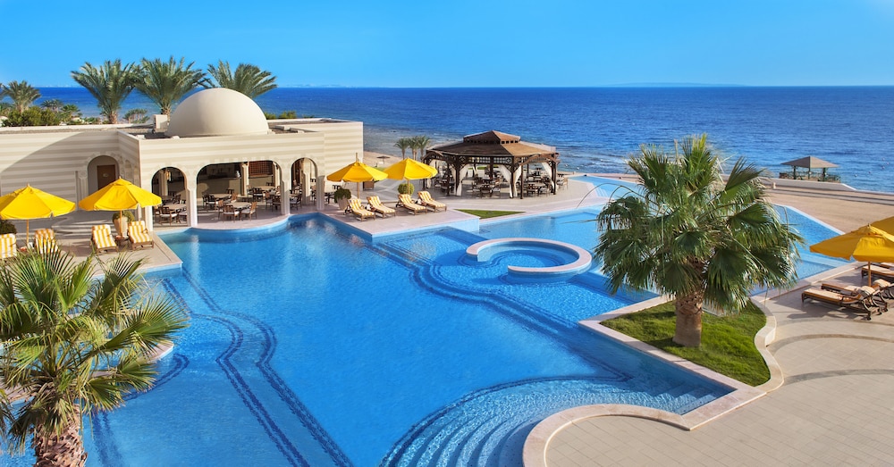 The Oberoi, Sahl Hasheesh — Swimming pool in Hurghada, Red Sea