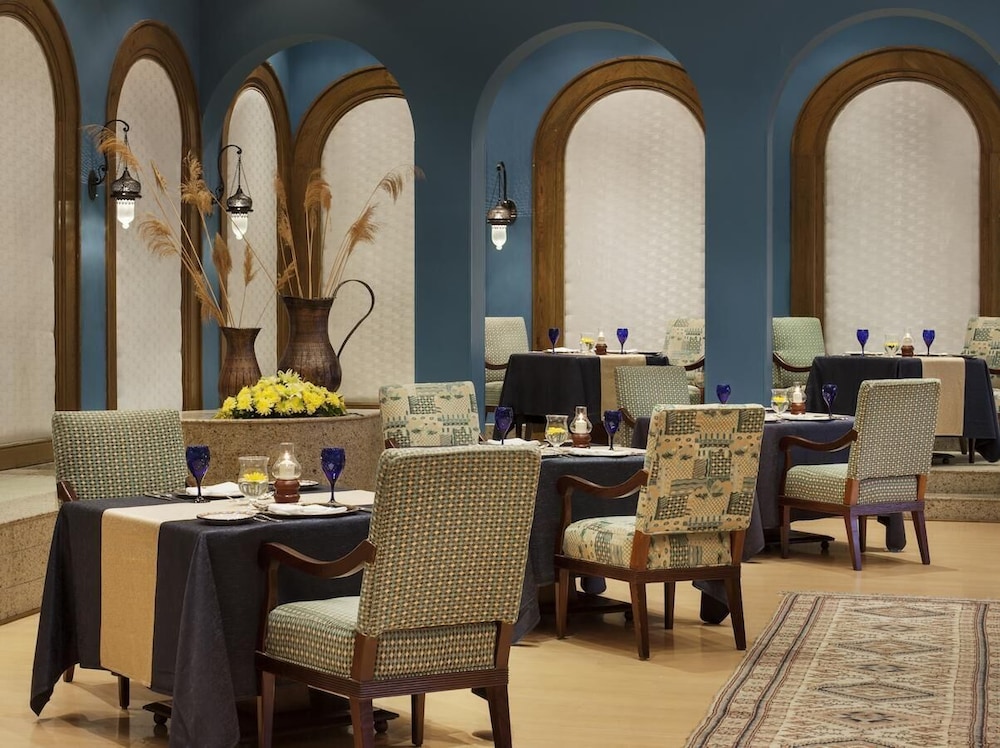 The Oberoi, Sahl Hasheesh — Restaurant & bars in Hurghada, Red Sea
