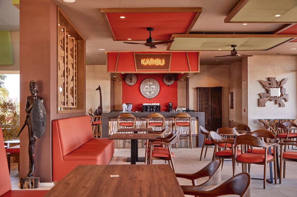 Hotel Riu Jambo - All Inclusive — Restaurant & bars in Nungwi, Zanzibar North