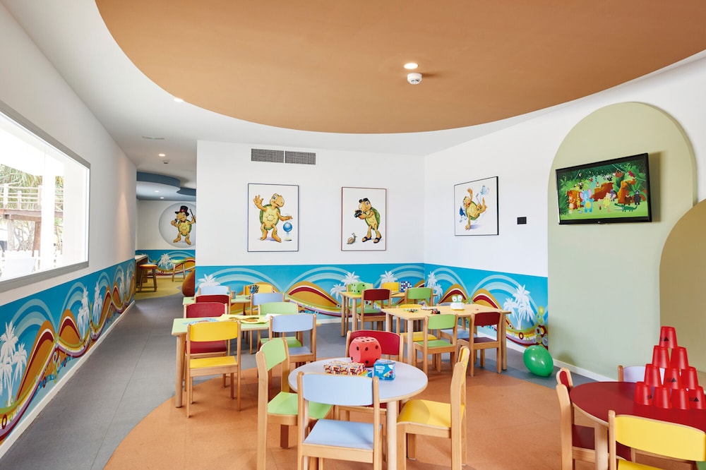 Hotel Riu Jambo - All Inclusive — Attractions for children in Nungwi, Zanzibar North