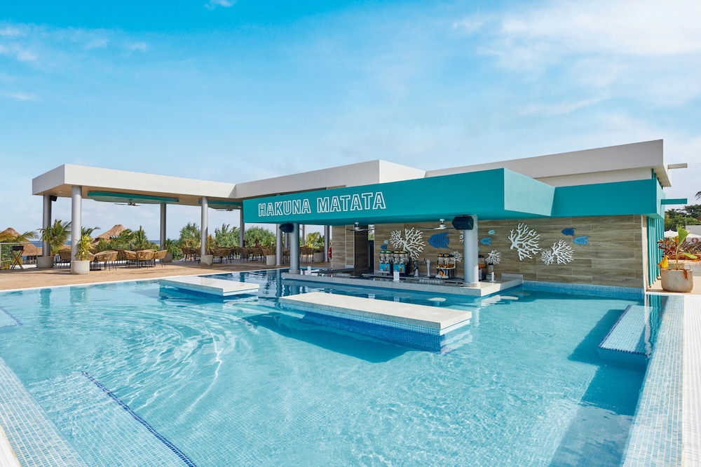 Hotel Riu Jambo - All Inclusive — Swimming pool in Nungwi, Zanzibar North