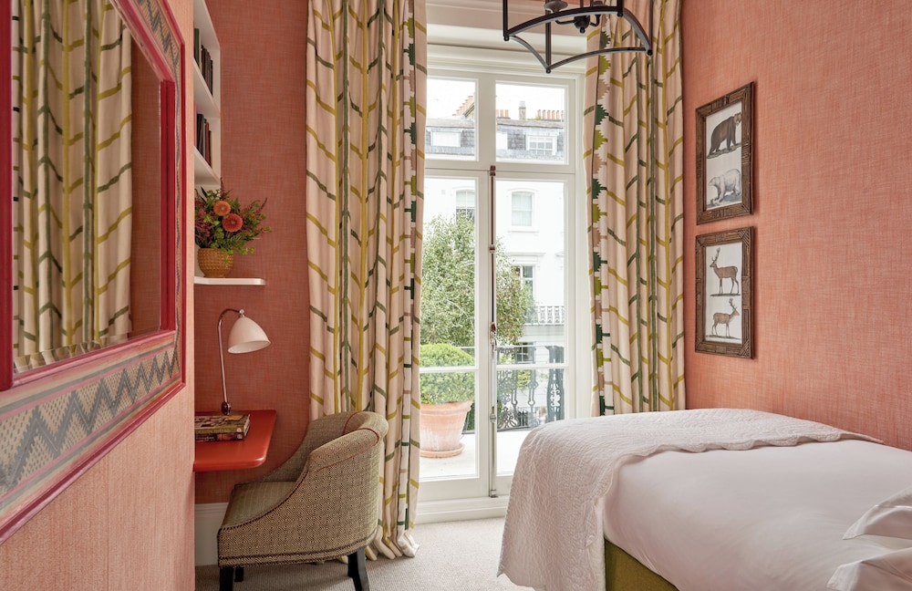 Number Sixteen Hotel, Firmdale Hotels