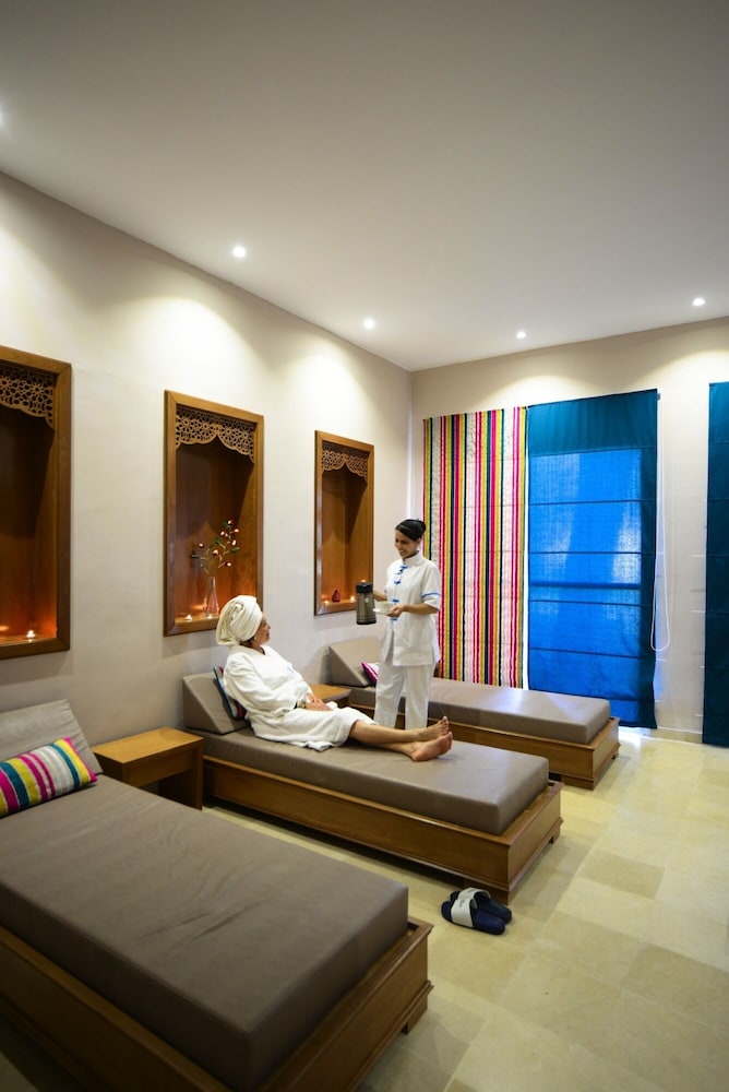 One Resort Aqua Park & Spa — Hotel rooms in Skanes inc. Monastir, Monastir