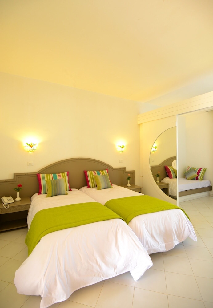 One Resort Aqua Park & Spa — Hotel rooms in Skanes inc. Monastir, Monastir