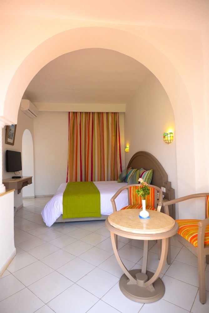 One Resort Aqua Park & Spa — Hotel rooms in Skanes inc. Monastir, Monastir