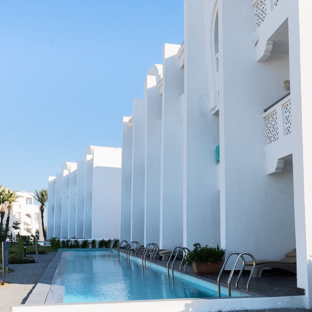 One Resort Aqua Park & Spa — Hotel building in Skanes inc. Monastir, Monastir
