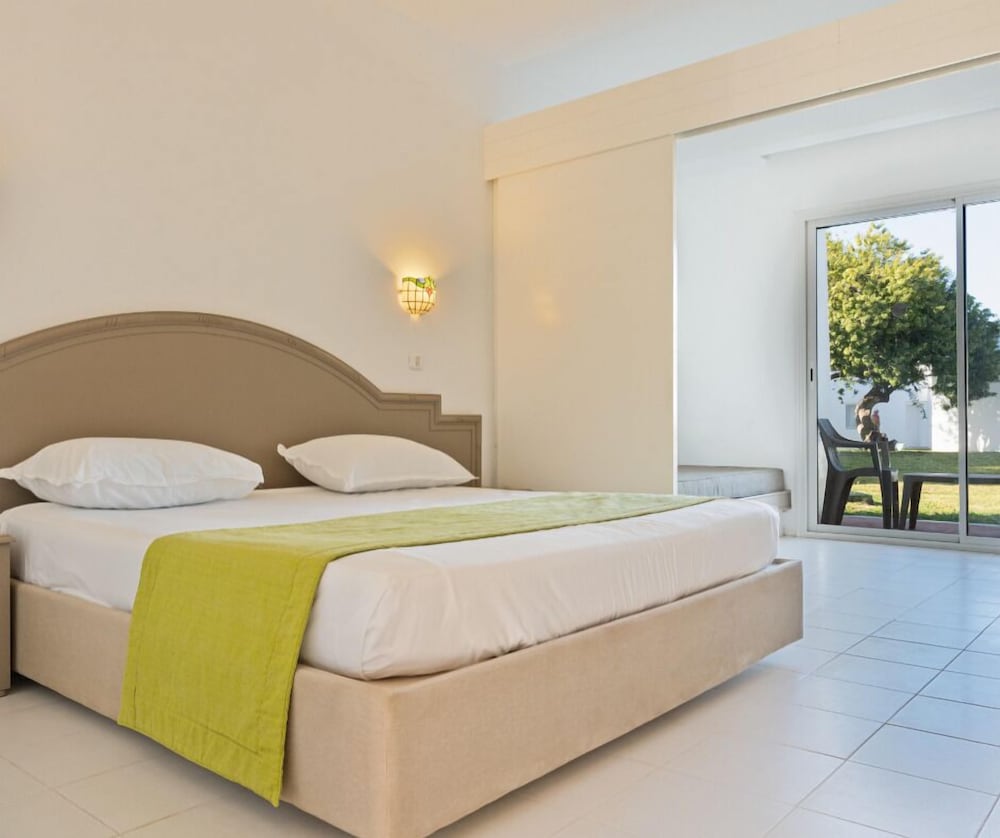 One Resort Aqua Park & Spa — Hotel rooms in Skanes inc. Monastir, Monastir