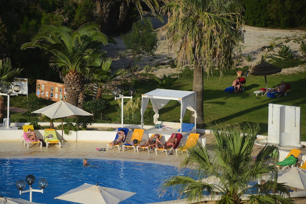 One Resort Jockey — Swimming pool in Skanes inc. Monastir, Monastir