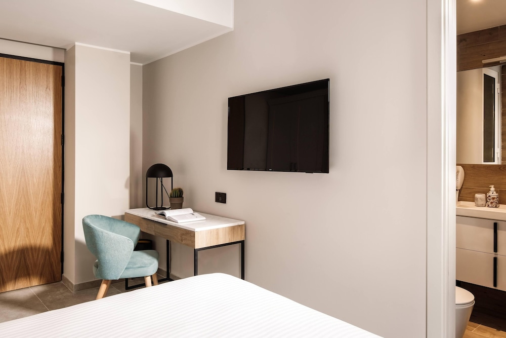 Amery House — Hotel rooms in Sliema, Malta Island