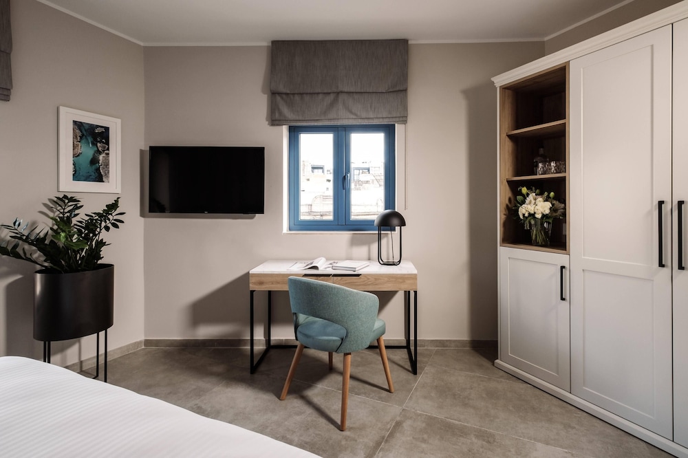 Amery House — Hotel rooms in Sliema, Malta Island