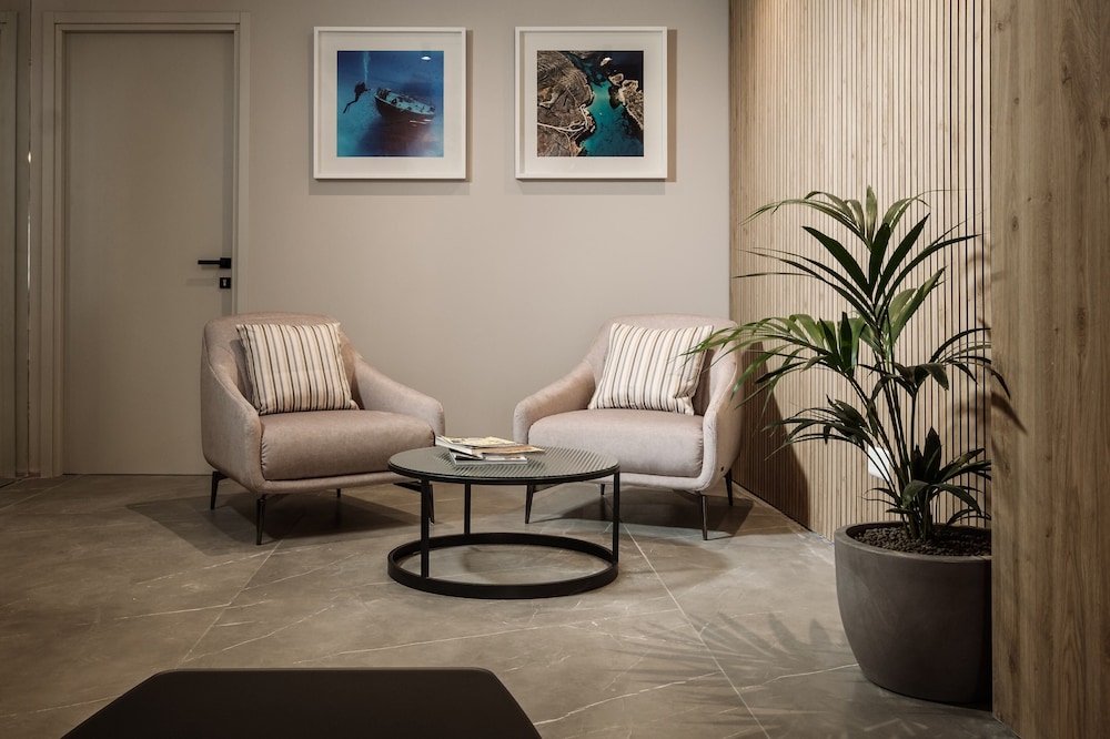 Amery House — Hotel rooms in Sliema, Malta Island