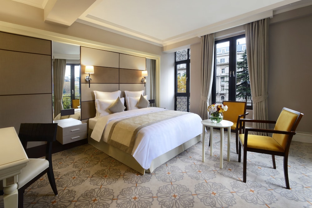 Ambassadori Hotel Tbilisi - zdjęcie 5