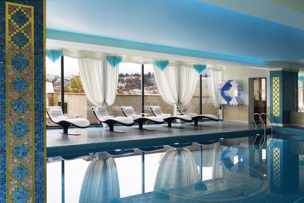 Ambassadori Hotel Tbilisi - zdjęcie 4