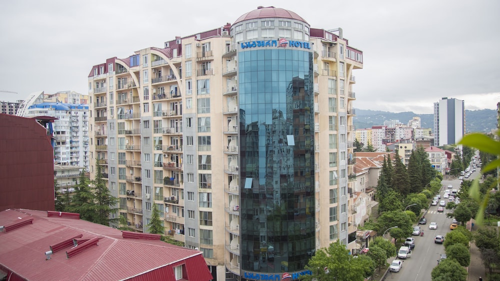 Hotel Aisi - zdjęcie 3
