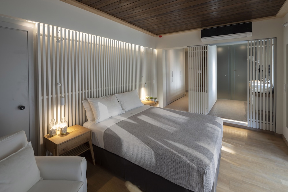Atrium Hotel — Hotel rooms in Skiathos, Thessaly