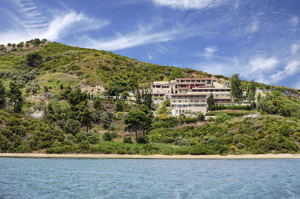 Atrium Hotel — Hotel building in Skiathos, Thessaly
