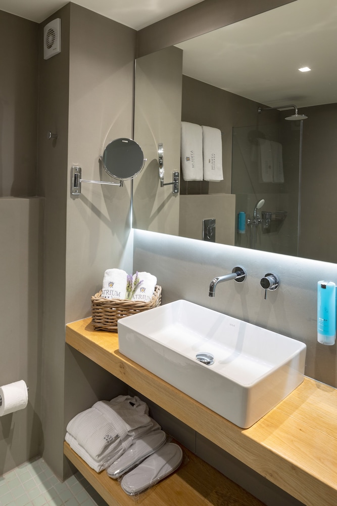 Atrium Hotel — Hotel rooms in Skiathos, Thessaly