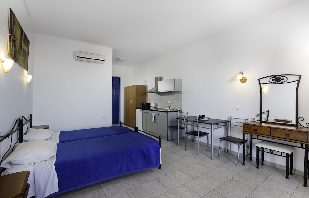 'Lindian Myth' Sea View Studios — Hotel rooms in Lindos, South Aegean