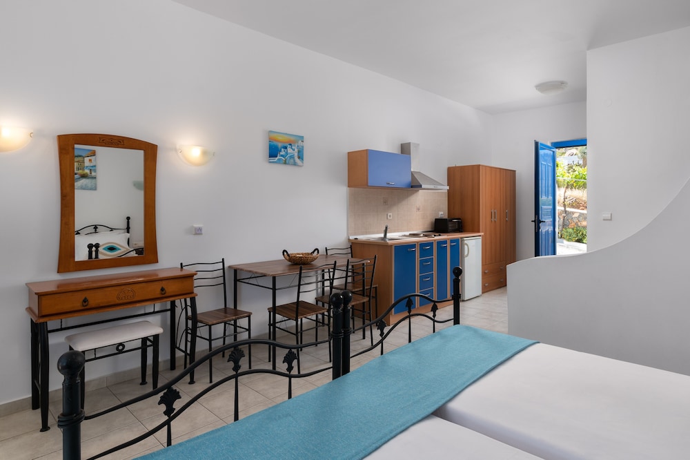 'Lindian Myth' Sea View Studios — Hotel rooms in Lindos, South Aegean