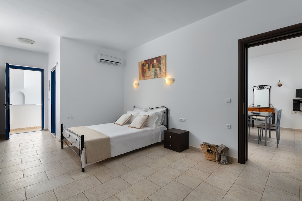 'Lindian Myth' Sea View Studios — Hotel rooms in Lindos, South Aegean