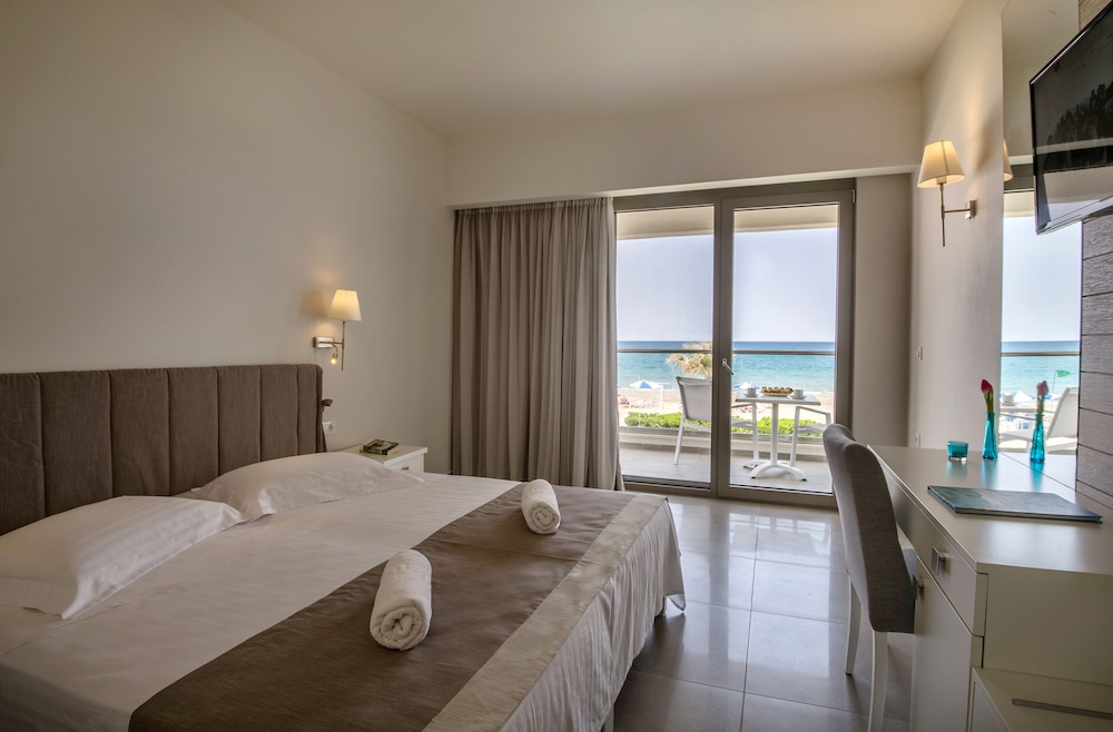 Iperion Beach — Hotel rooms in Rethymnon