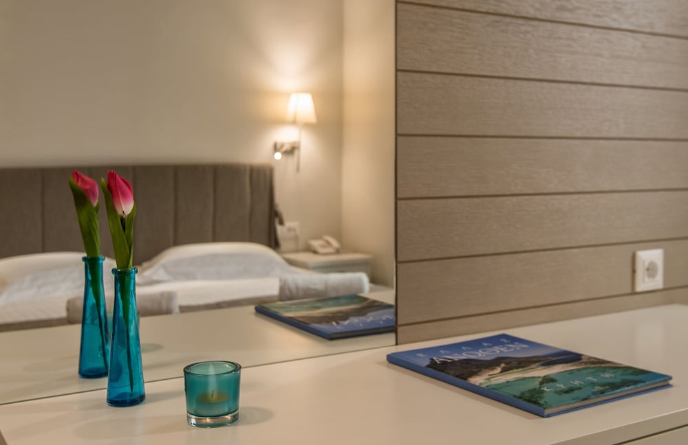 Iperion Beach — Hotel rooms in Rethymnon
