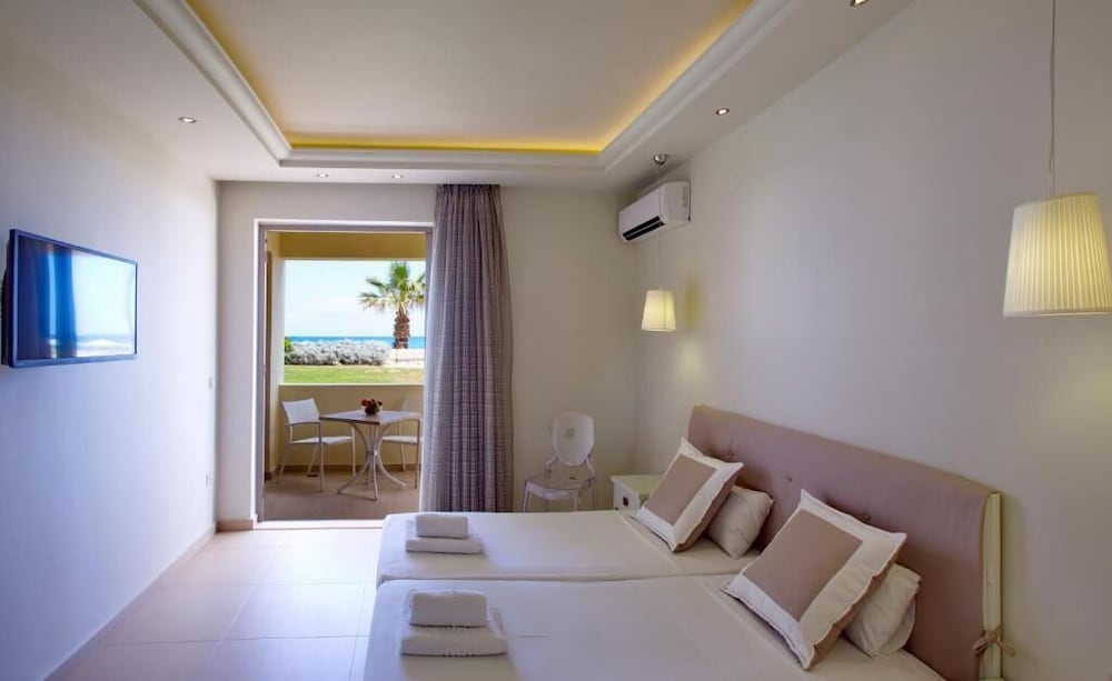 Iperion Beach — Hotel rooms in Rethymnon