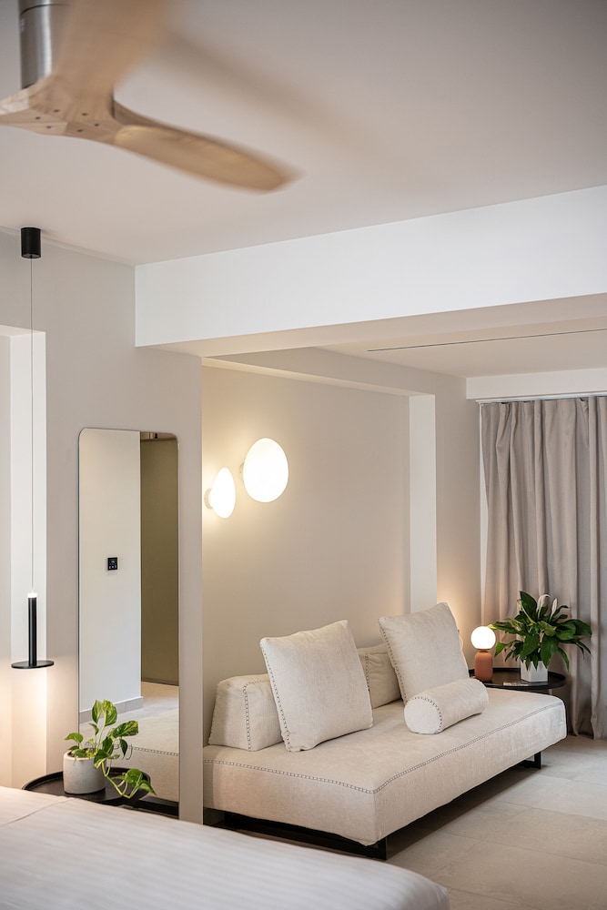 Iperion Beach — Hotel rooms in Rethymnon
